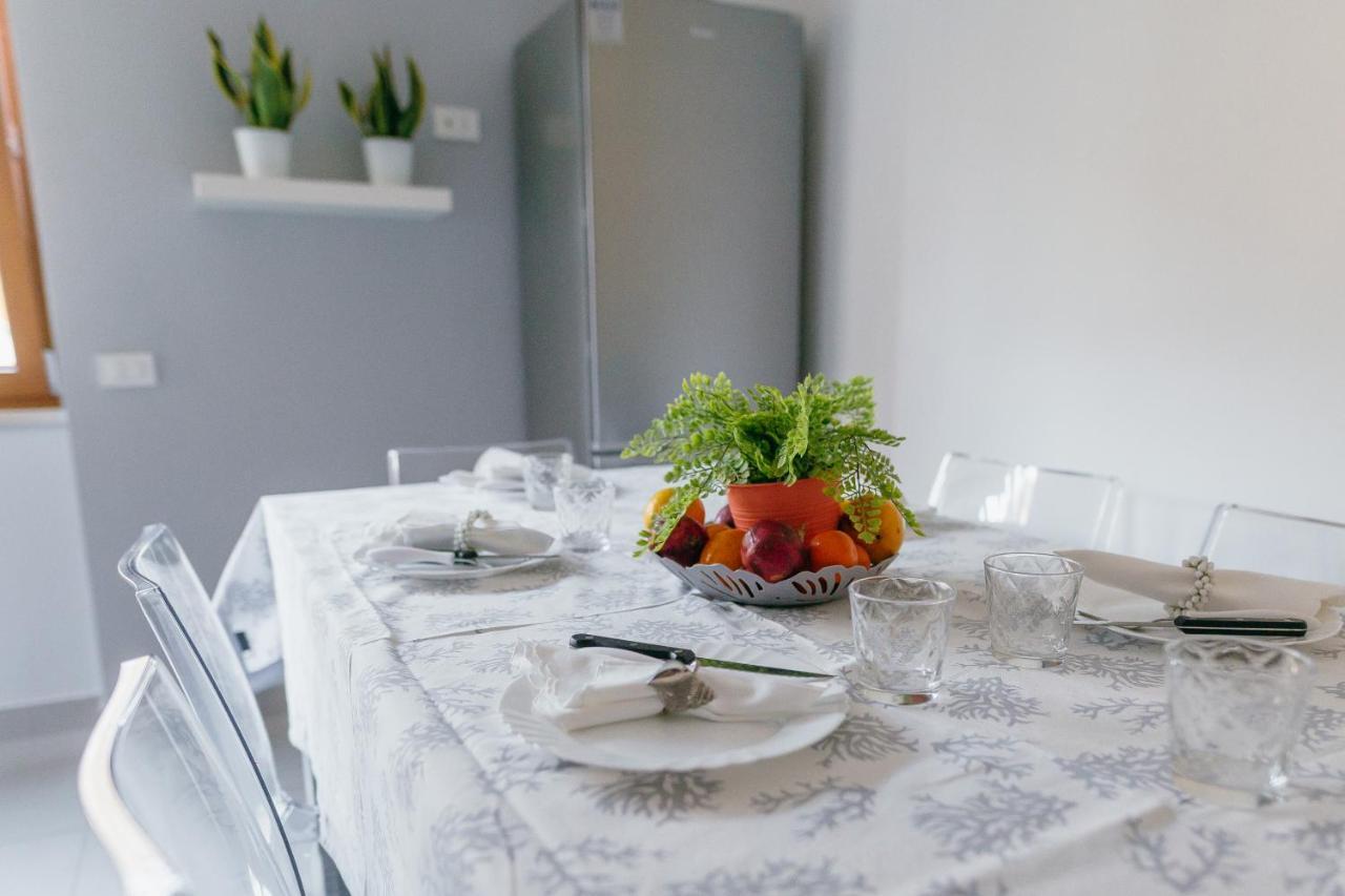 Sorrento City Apartment Bagian luar foto